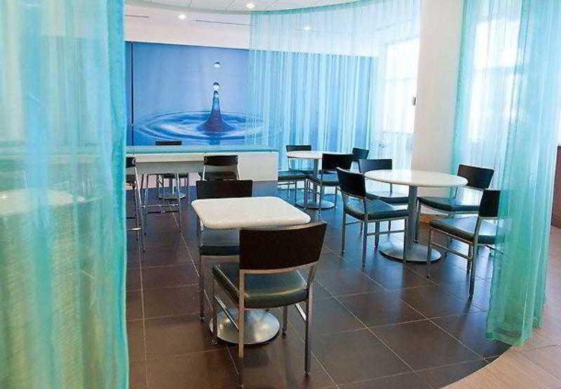 Springhill Suites Houston Nasa/Seabrook Restoran gambar